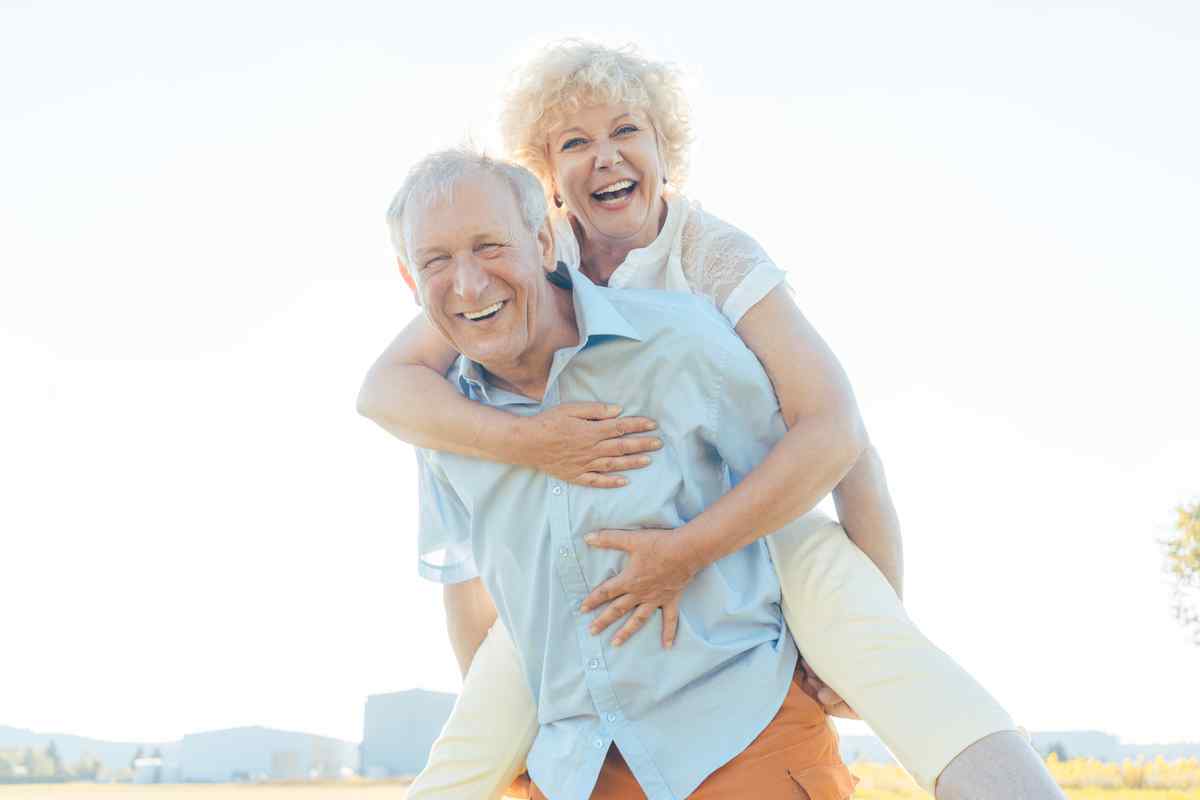 how to get natural looking dentures sunshine coast