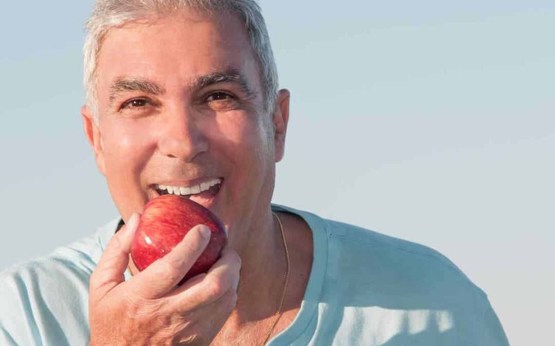 tips for eating with dentures sunshine coast